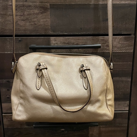 Coach crossbody. - Picture 2 of 5